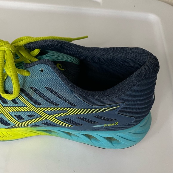 Asics Women’s FuseX Blue Yellow Running Shoes Size 7.5 - Picture 3 of 11